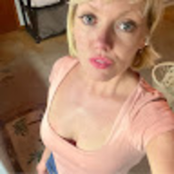 Meet your Posher, Tara - Picture 1 of 1